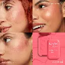 NYX-Professional-Makeup-BUTTERMELT-BLUSH-04-U-KNOW-BUTTA-0800897257606-Application-Alexi-Nathalie-Vanessa.webp
