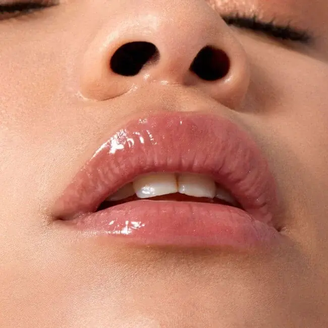 gloss-matrix-105-nude-affairs-mesauda (1).webp