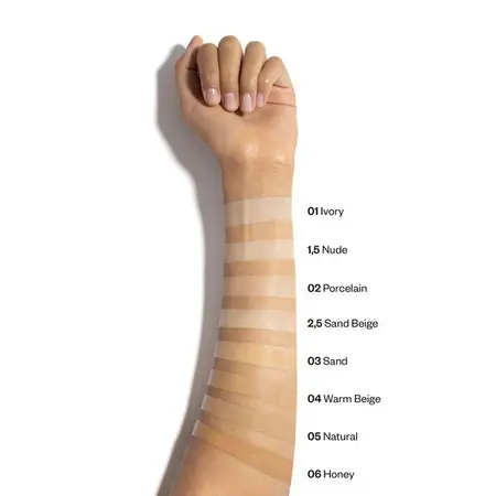 eng_pm_Nanorevit-Natural-Finish-Longwear-Foundation-854_3.webp