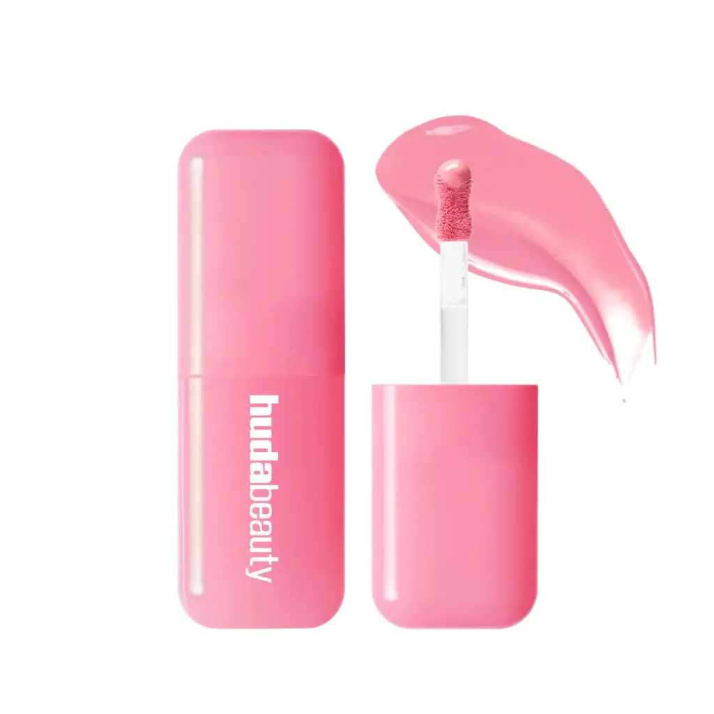 HUDA BEAUTY bubble gum liquid blush 