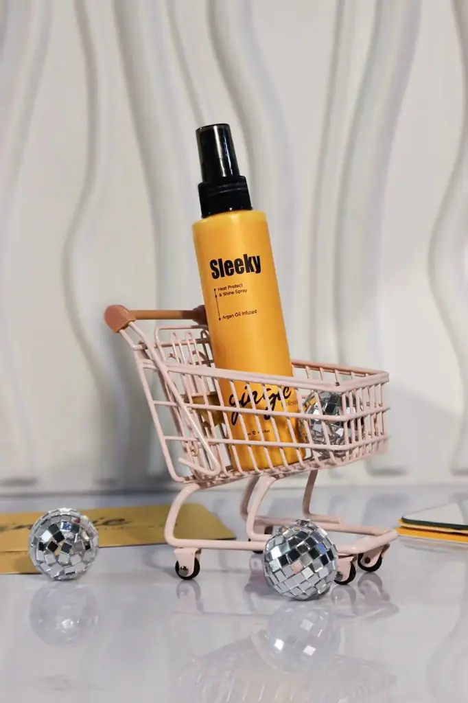 GINGIE PROFESSIONAL SLEEKY HEAT PROTECTER SPRAY 120ML 