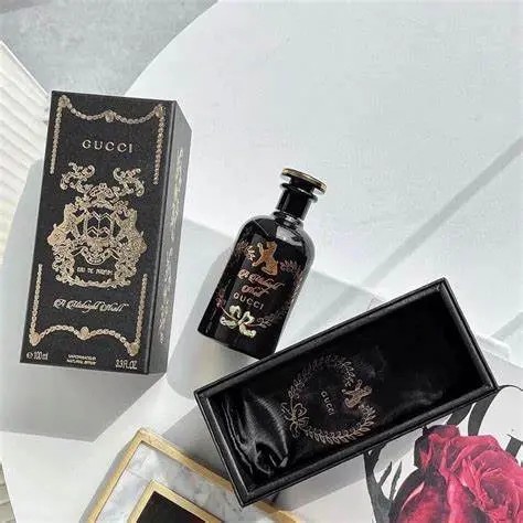 GUCCI A MIDNIGHT STROLL 100ml 