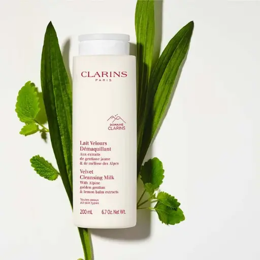 CLARINS VELVET FACIAL MILK CLEANSER - HYDRATING + GENTLE MILK MAKEUP REMOVER
