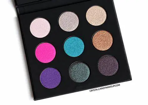 Make Up For Ever Artist Shadows Palette Volume 2 -