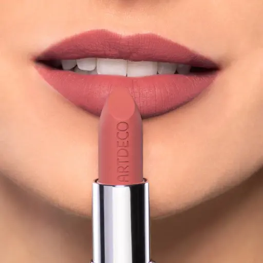 High Performance Lipstick 724 