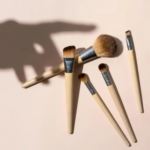 ECOTOOLS MUST-HAVE BRUSH