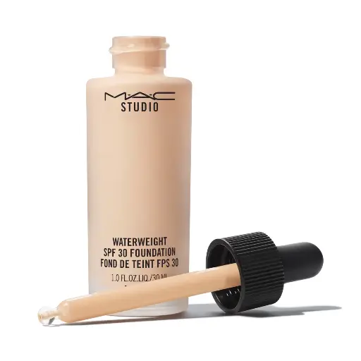 MAC STUDIO WATERWEIGHT SPF 30FOUNDAION