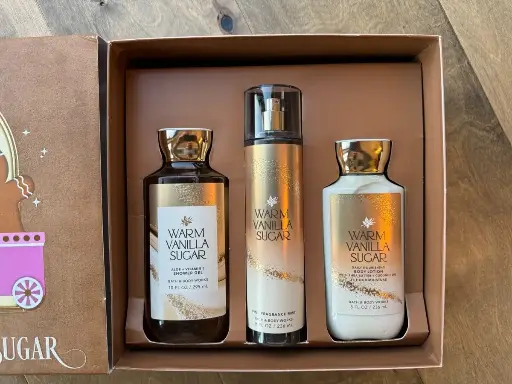 Bath & Body Works - Warm Vanilla Sugar 3PC Gift Set Lotion, Mist, Shower Gel